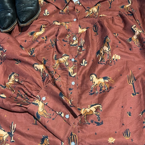 7am Women’s XL Rust Horse Print Button-Up Shirt Western Collard - Picture 3 of 7
